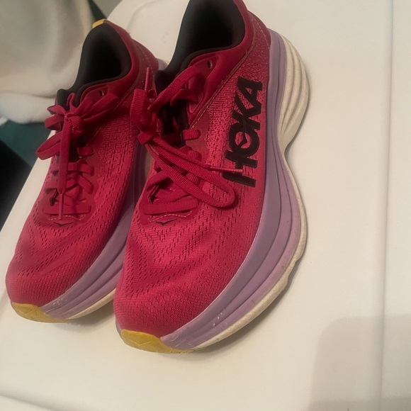HOKA bondi 8 - Picture 3 of 5